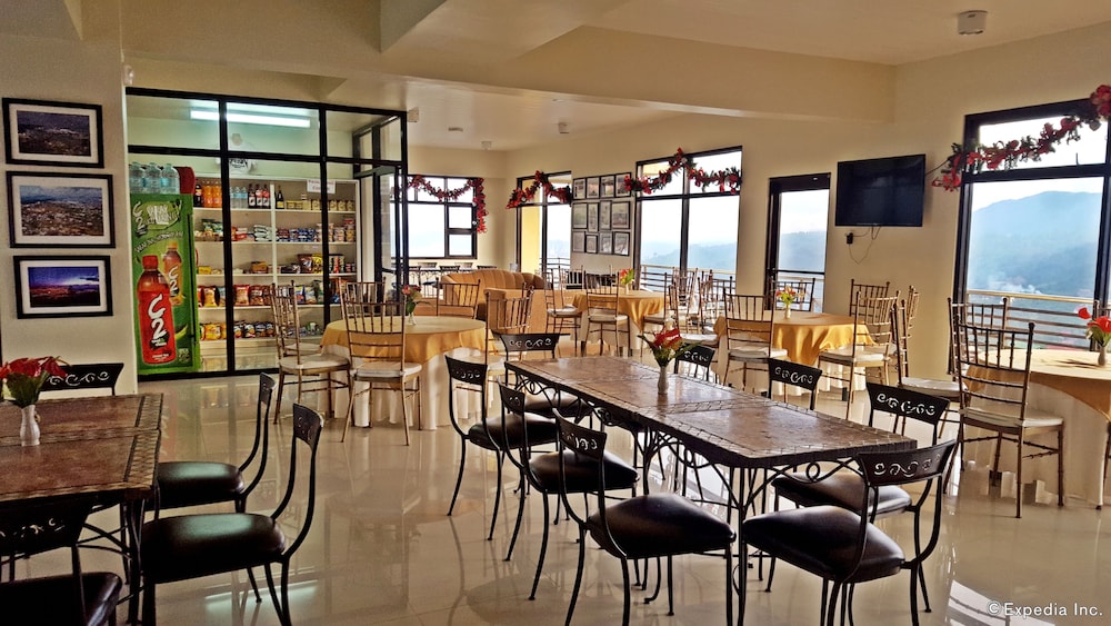 Gardenville Hotel 27/37