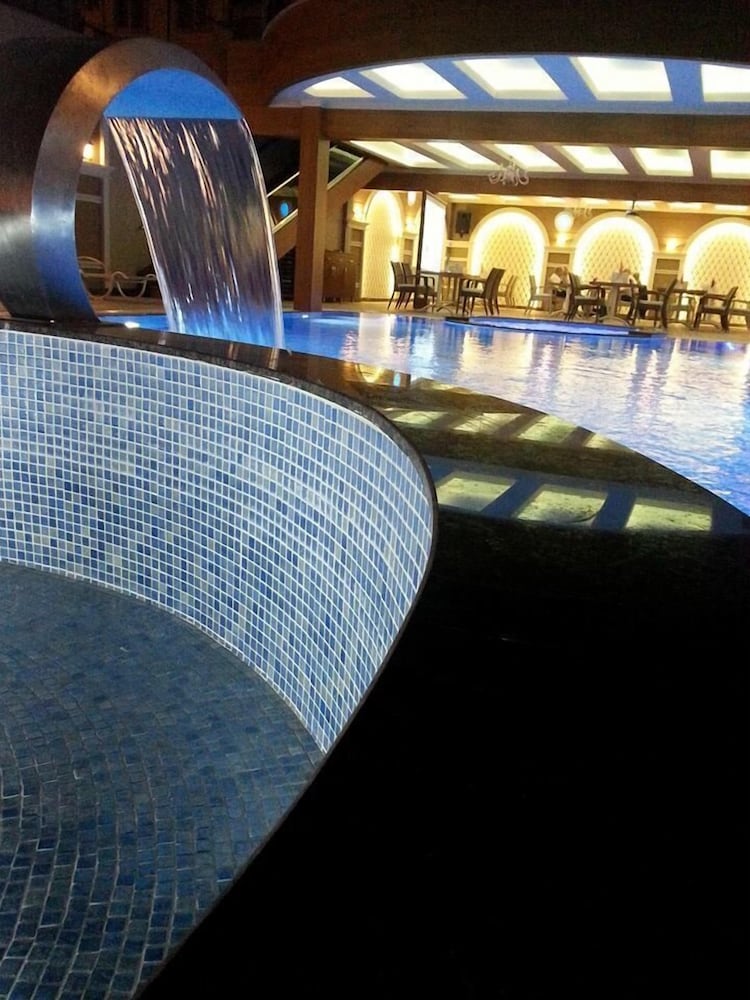 Lavinia Apart Hotel 6/66