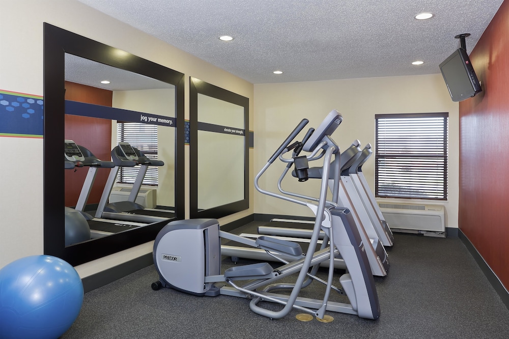 Hampton Inn Akron-Fairlawn 27/42