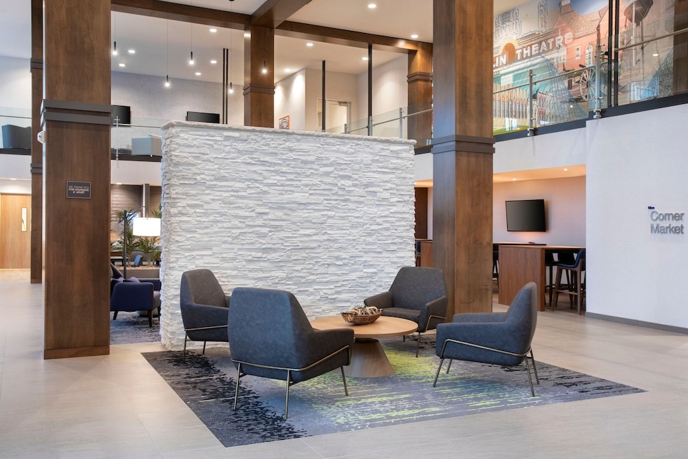 Fairfield Inn & Suites by Marriott Franklin Cool Springs 28/34