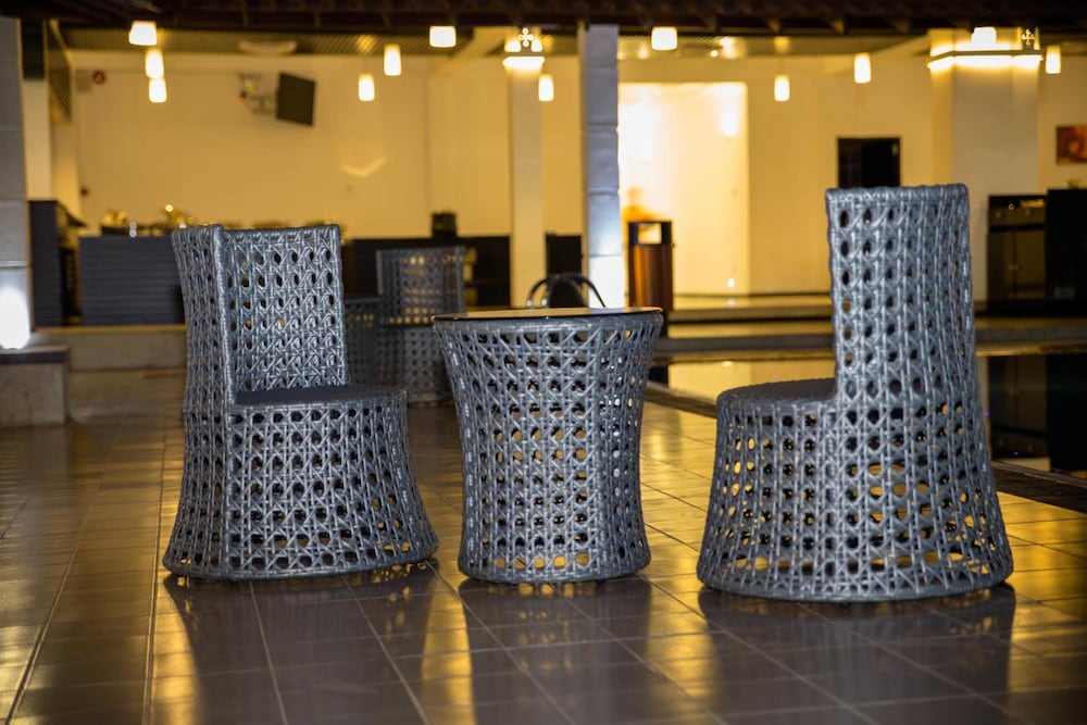 Lobby at The Covanro, VEYANGODA
