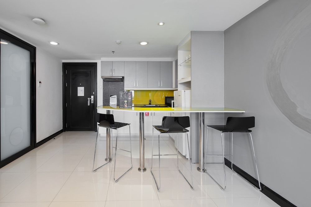 Y2 Residence Hotel 5/68