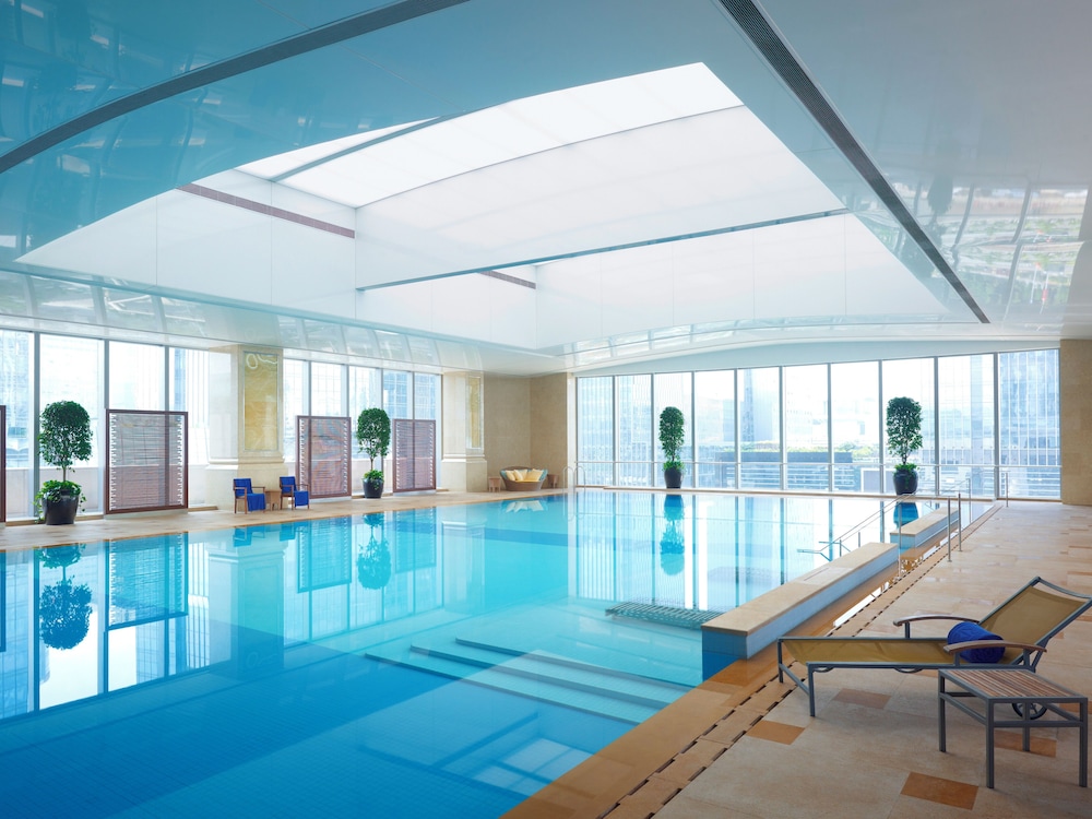 Futian Shangri-La Shenzhen 32/70