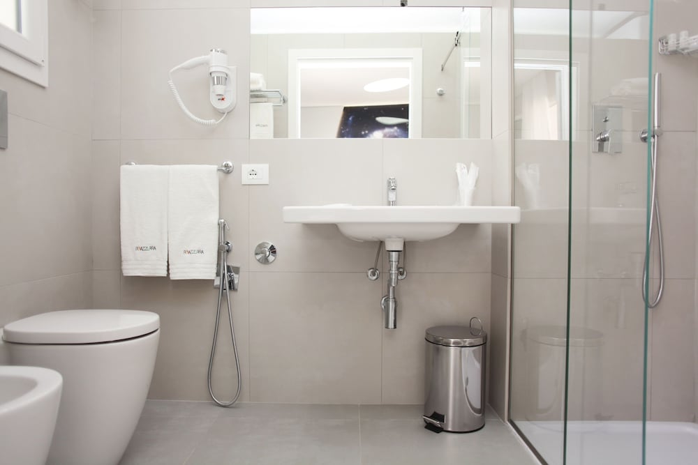 Rivazzurra Design Rooms 44/50