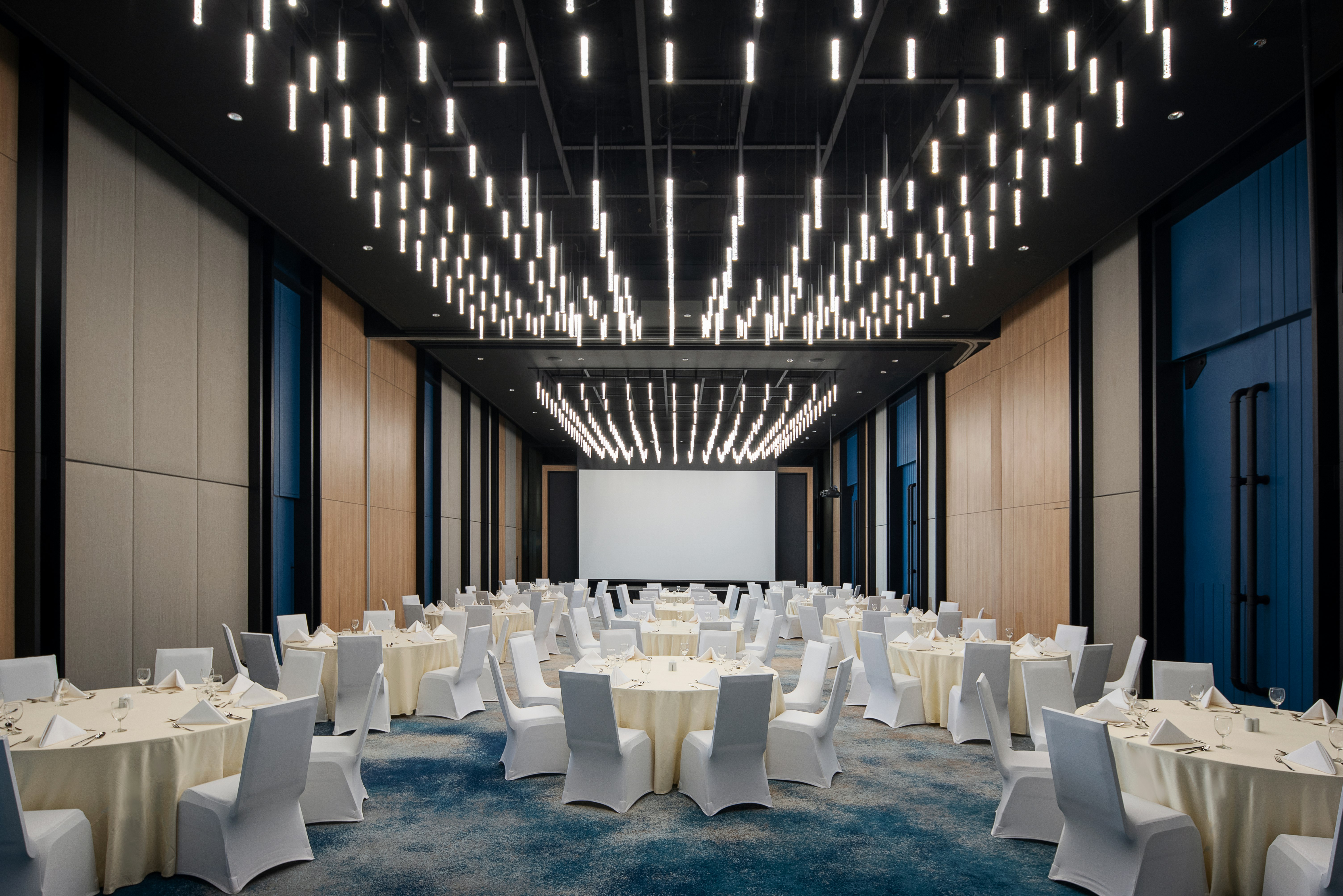 Holiday Inn Suites Siracha Laemchabang 68/78