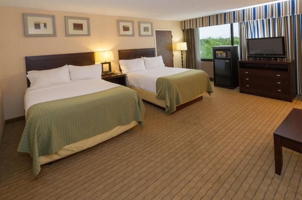 Solomons Inn Resort and Marina 7/27