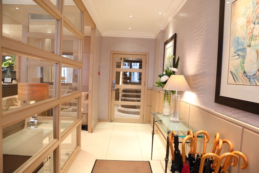 The Beaufort Knightsbridge 5/41