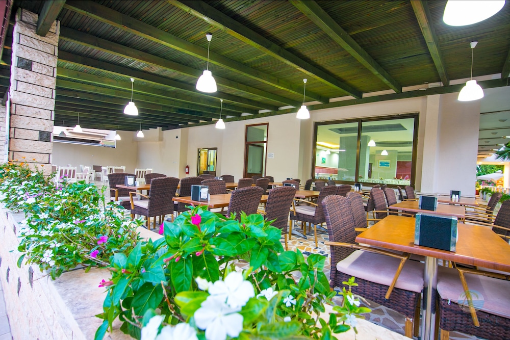 Private Hotel 24/44