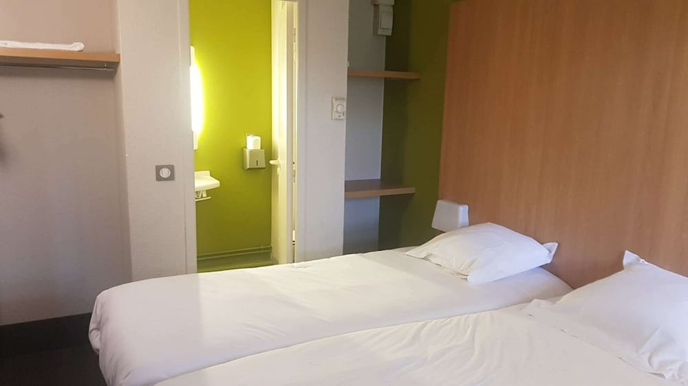 B B Hotel Poitiers 2 17/44