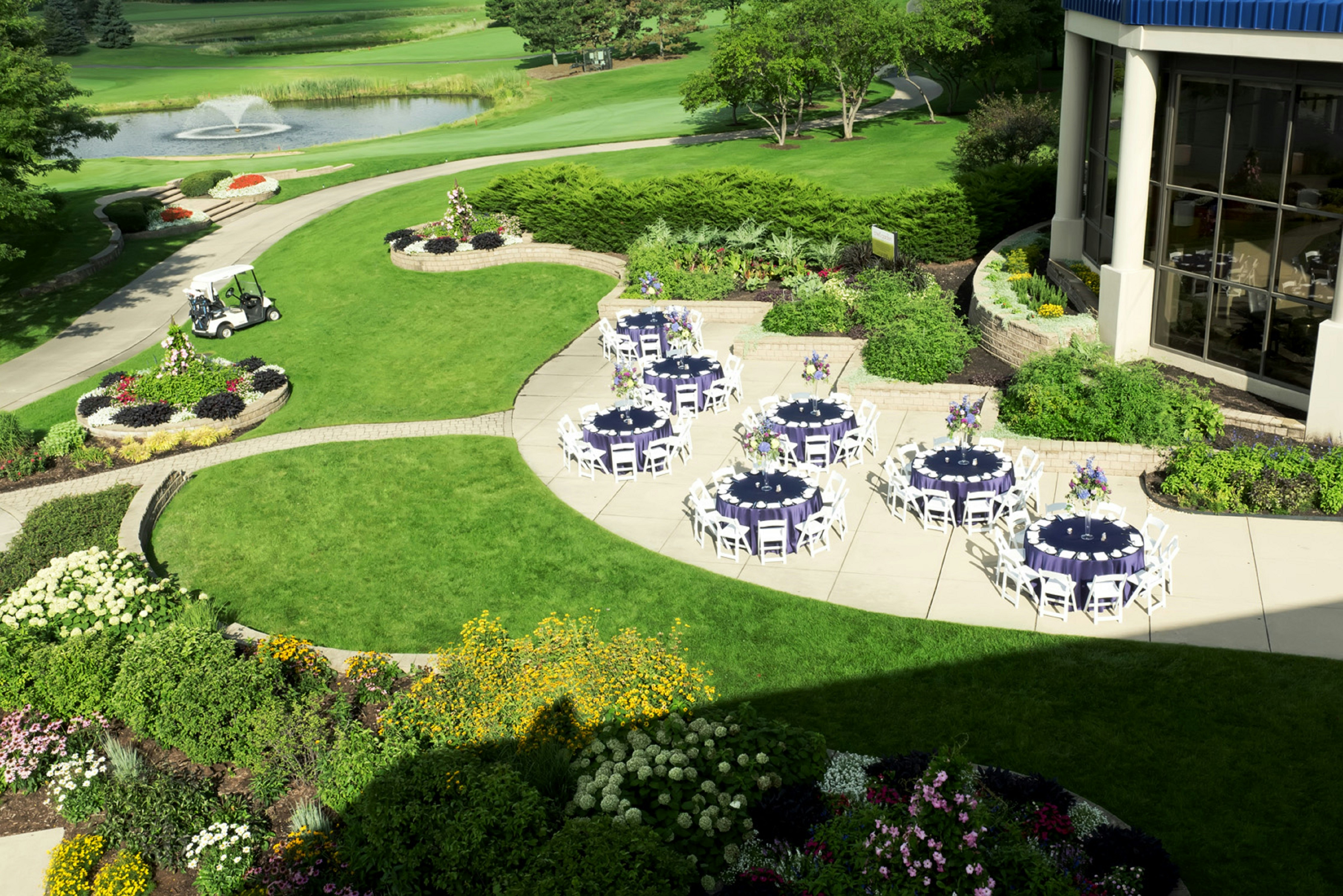Hilton Chicago/Oak Brook Hills Resort & Conference Center 67/69