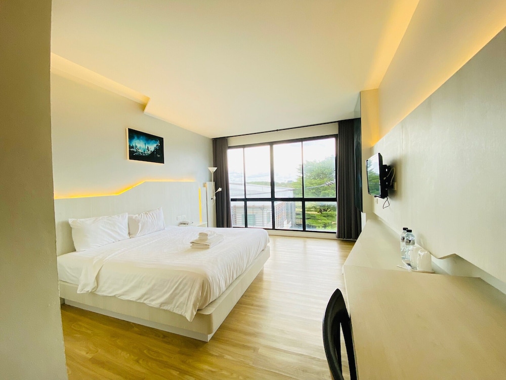 Luxsna Residence 31/63