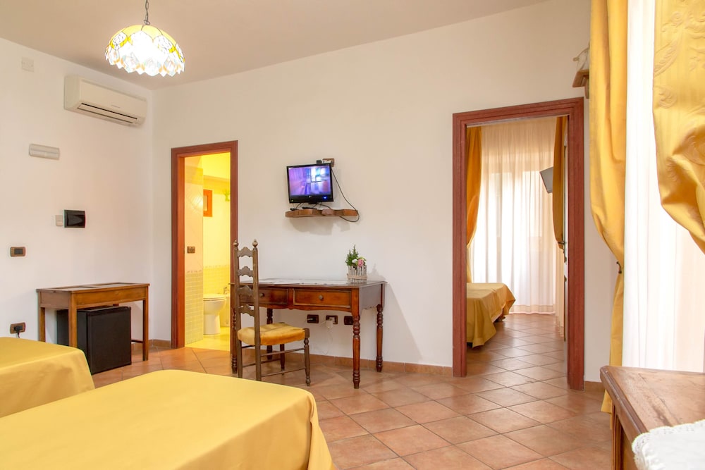 Donnaciccina Accomodation 12/50