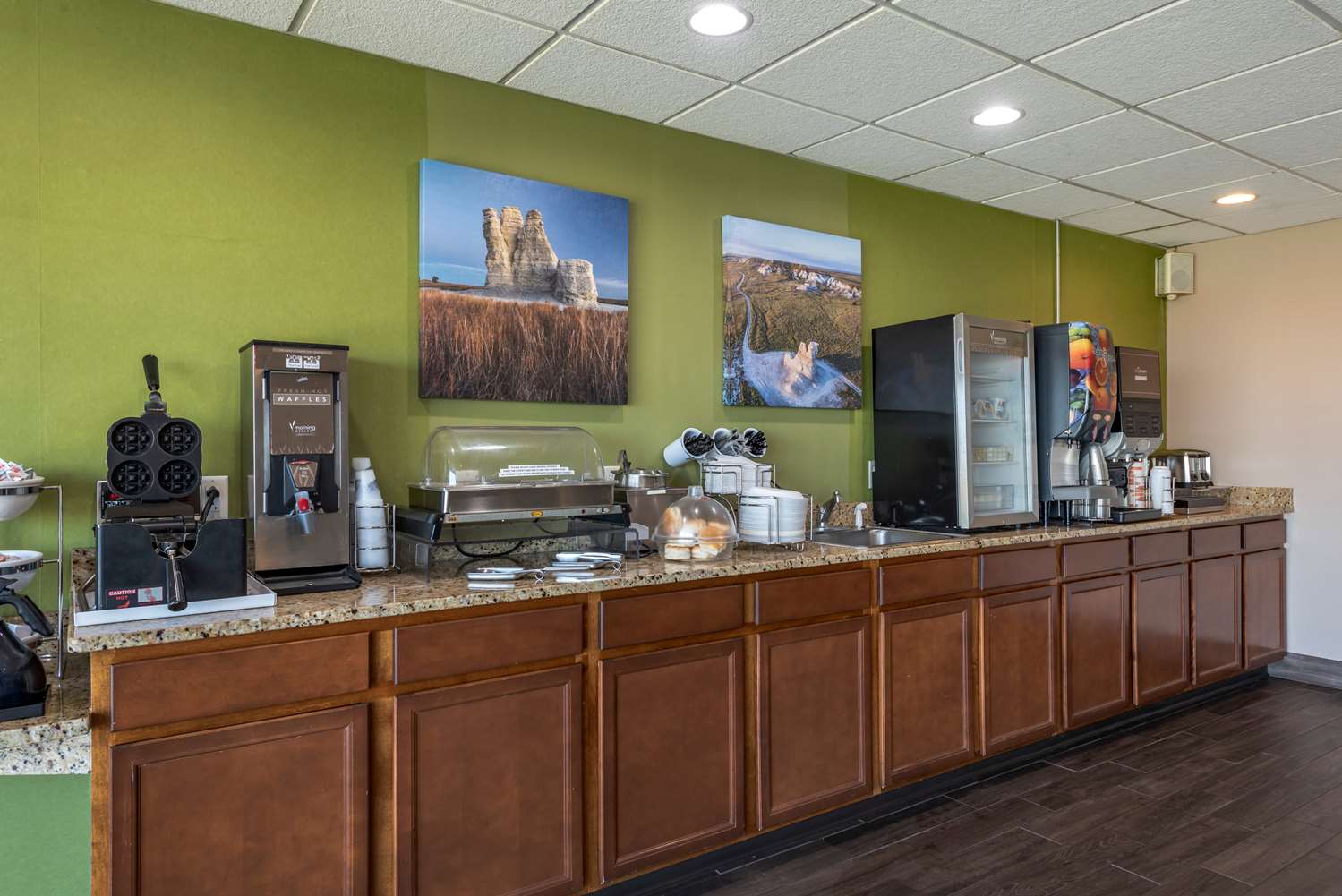 Sleep Inn & Suites Oakley I-70 4/16