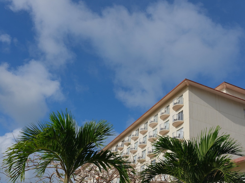 Crowne Plaza Resort Saipan an IHG Hotel 2/83