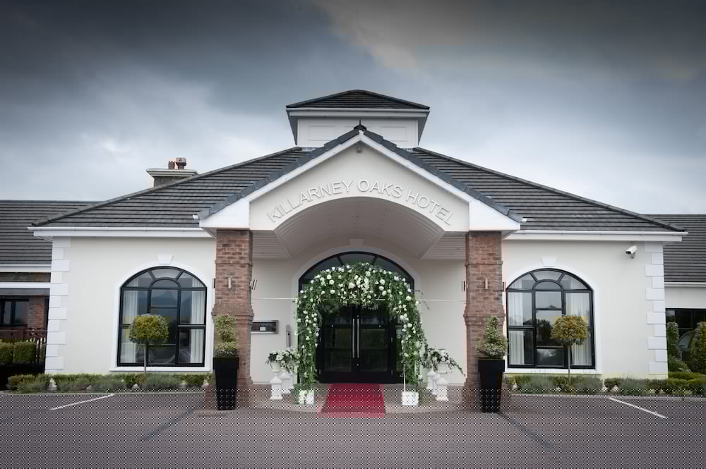 Killarney Oaks Hotel 2/62