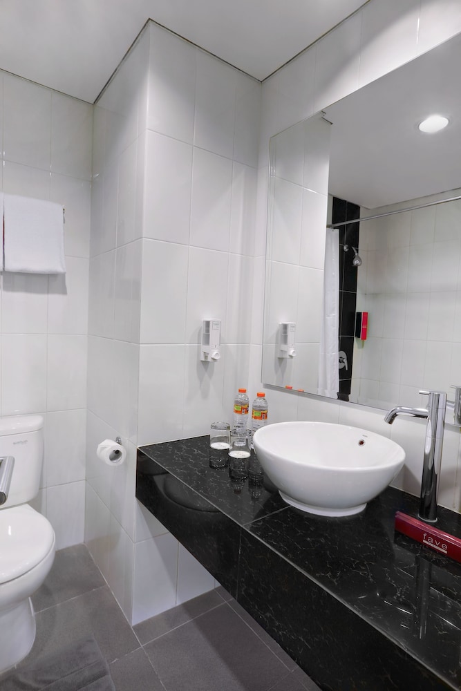 Aston Inn Rembang 53/55