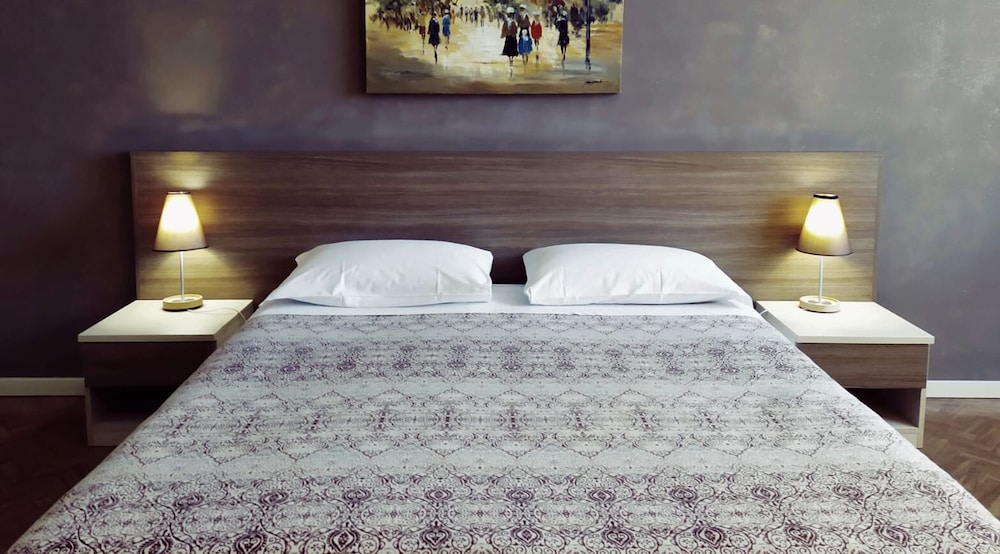CLASSIC, DOUBLE BED