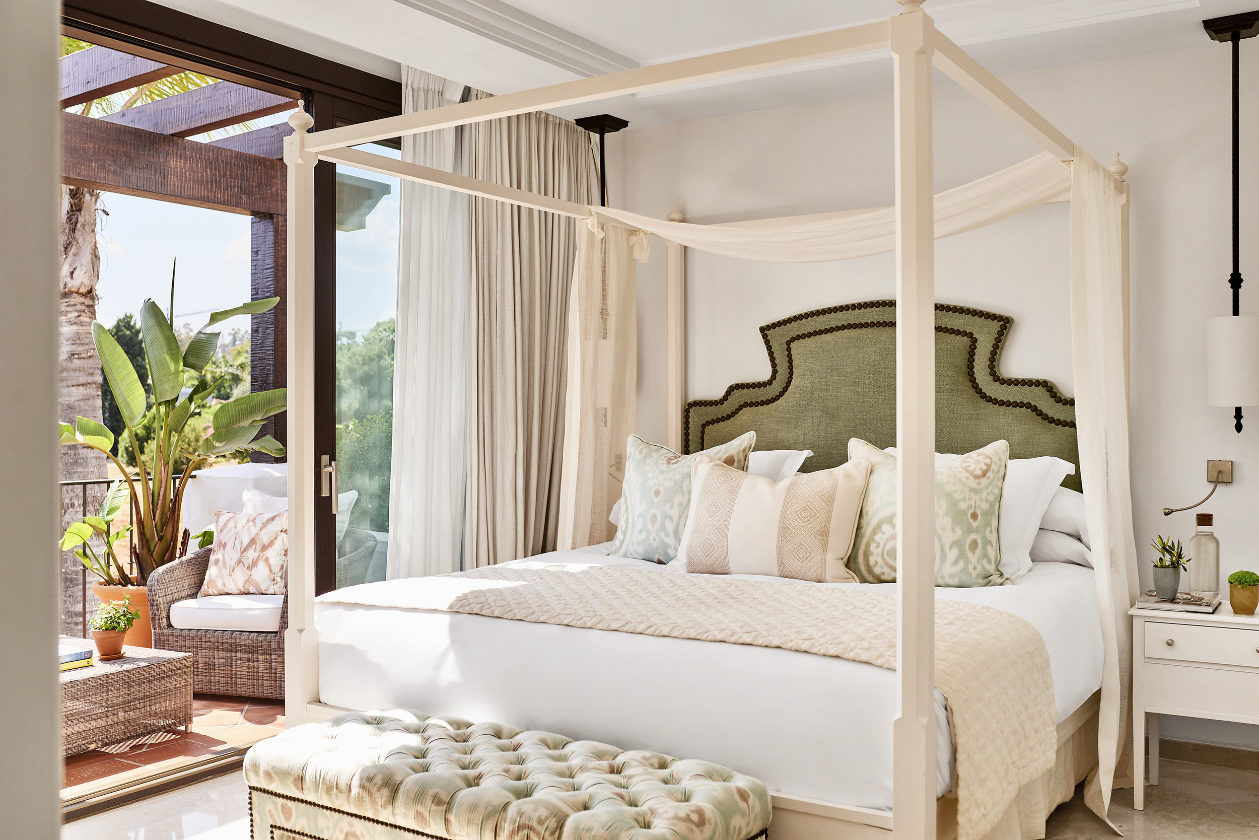 Mediterranean, Suite