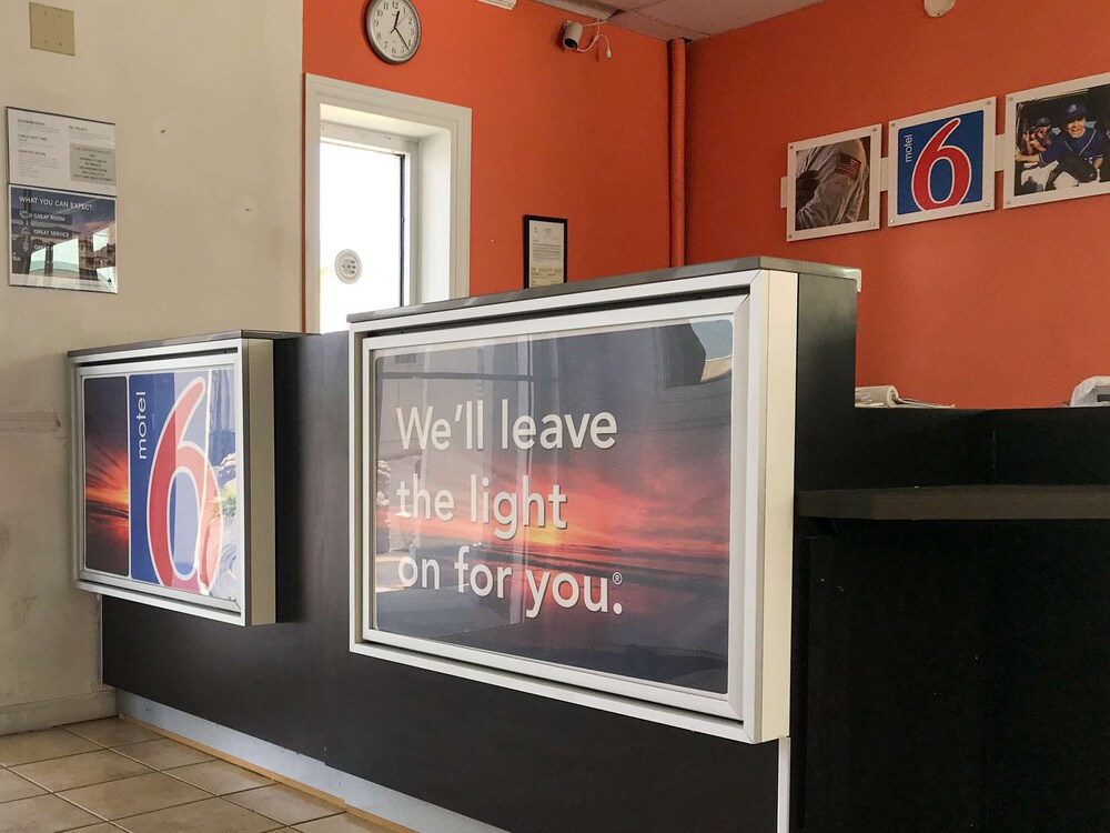 Motel6 Tifton, GA 8/42