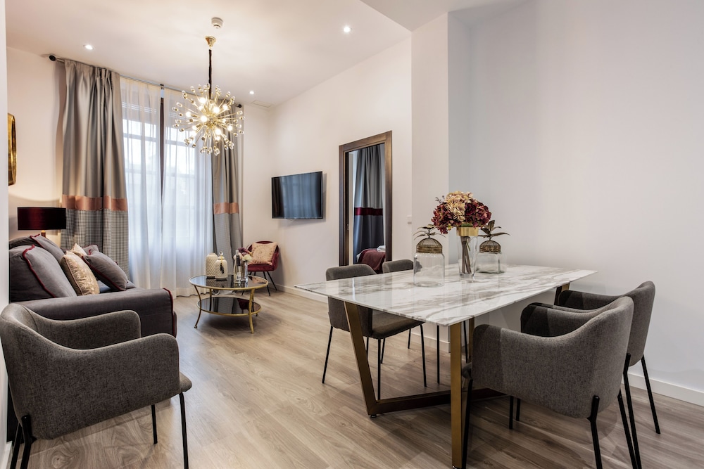 Bibo Suites Plaza Nueva 31/48