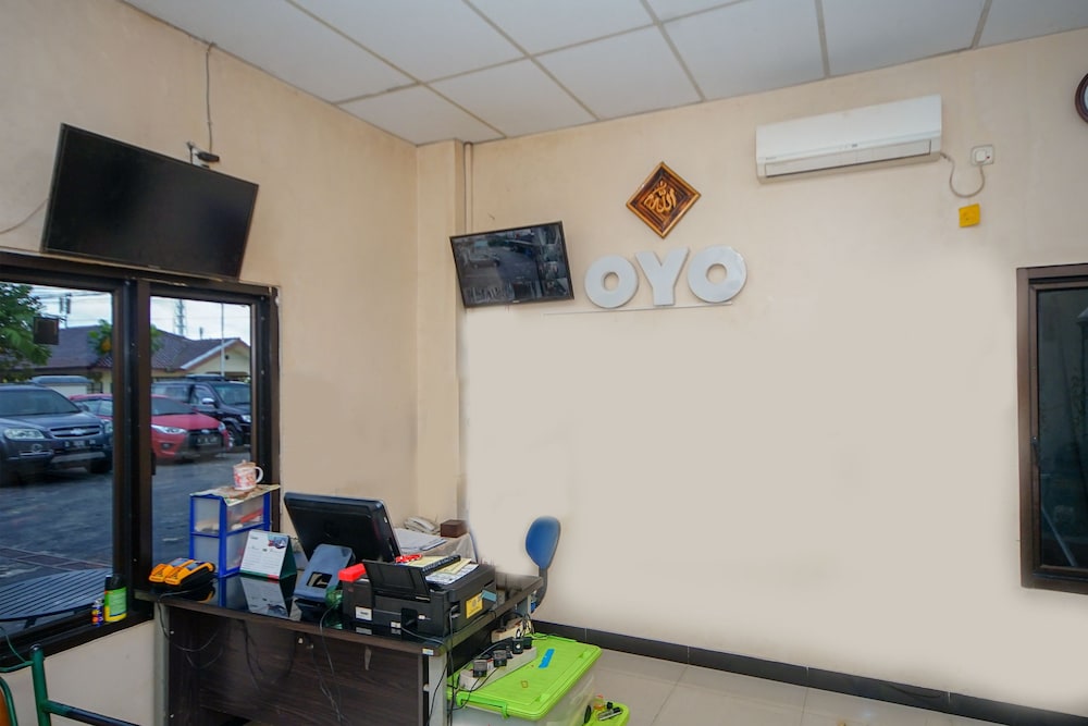Oyo 247 Wisma Merdeka 27/30