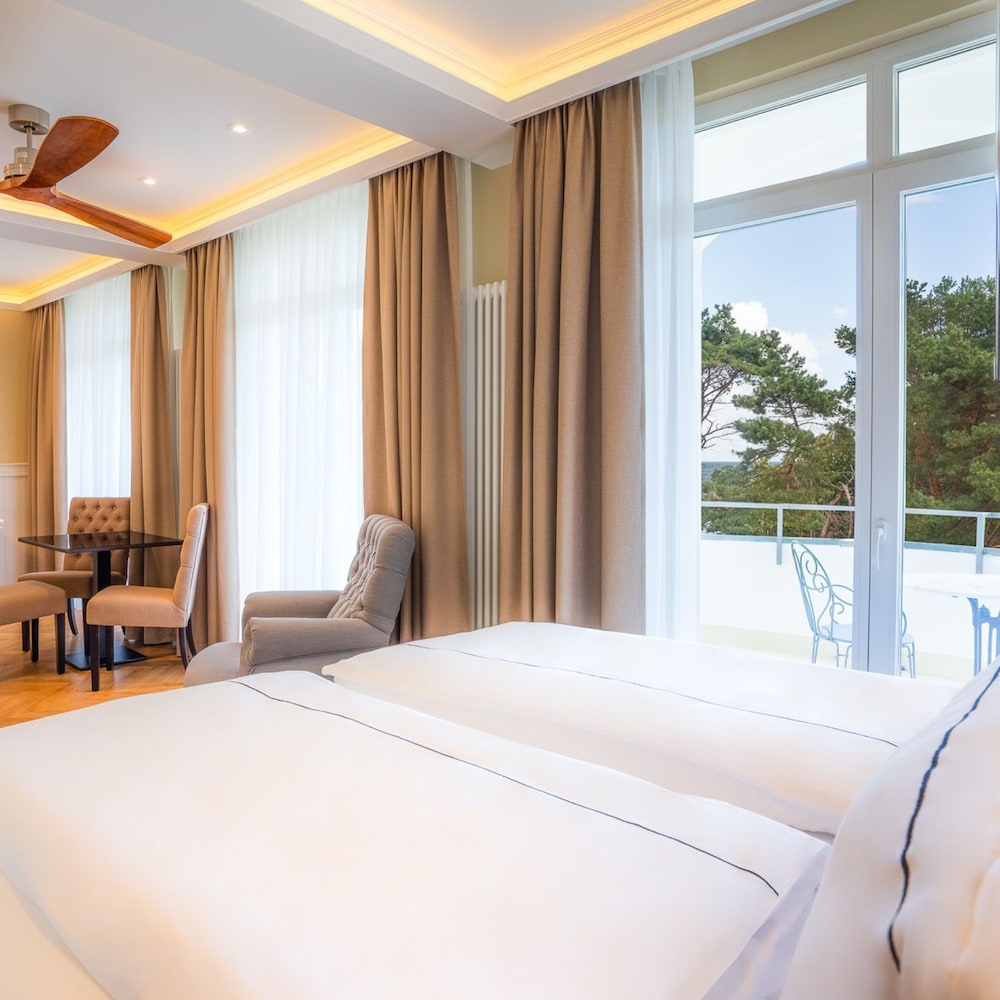 Strandhotel Ahlbeck 12/46