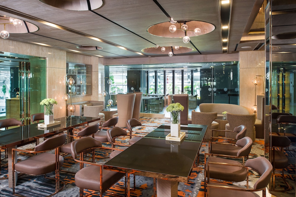 Solitaire Bangkok Sukhumvit 11 by Kingston Hotels 56/73
