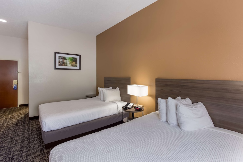 Best Western Logan Inn 11/31
