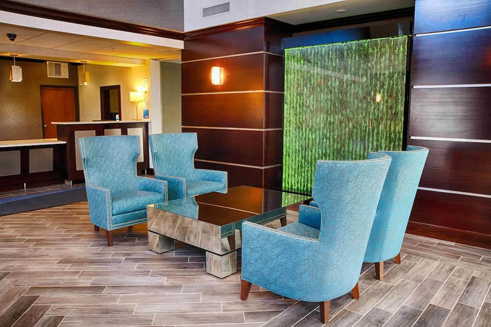 HOLIDAY INN EXPRESS SUITES SIDNEY 37/60