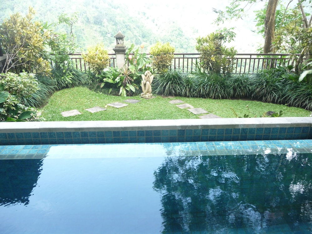 Rijasa Agung Resort And Villas 43/52