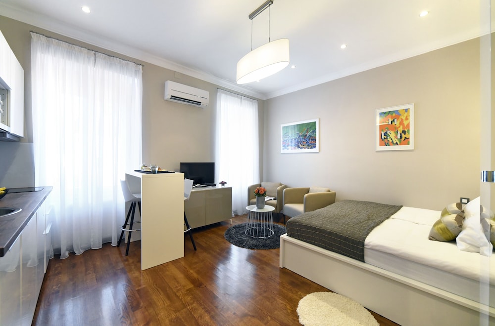 Markiz Luxury Apartments 15/37