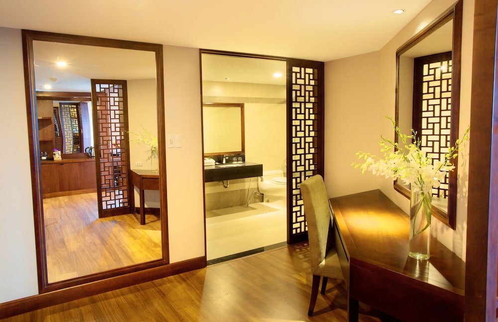 Minh Toan Galaxy Hotel 53/70
