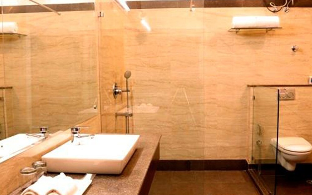 HOTEL AFRICA AVENUE G K 1 17/36