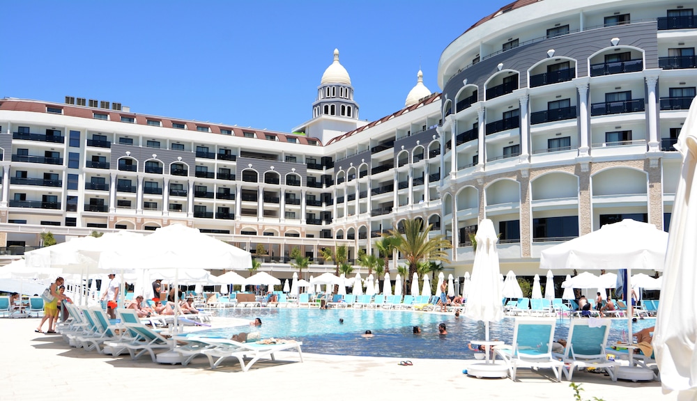 Diamond Premium Hotel & Spa