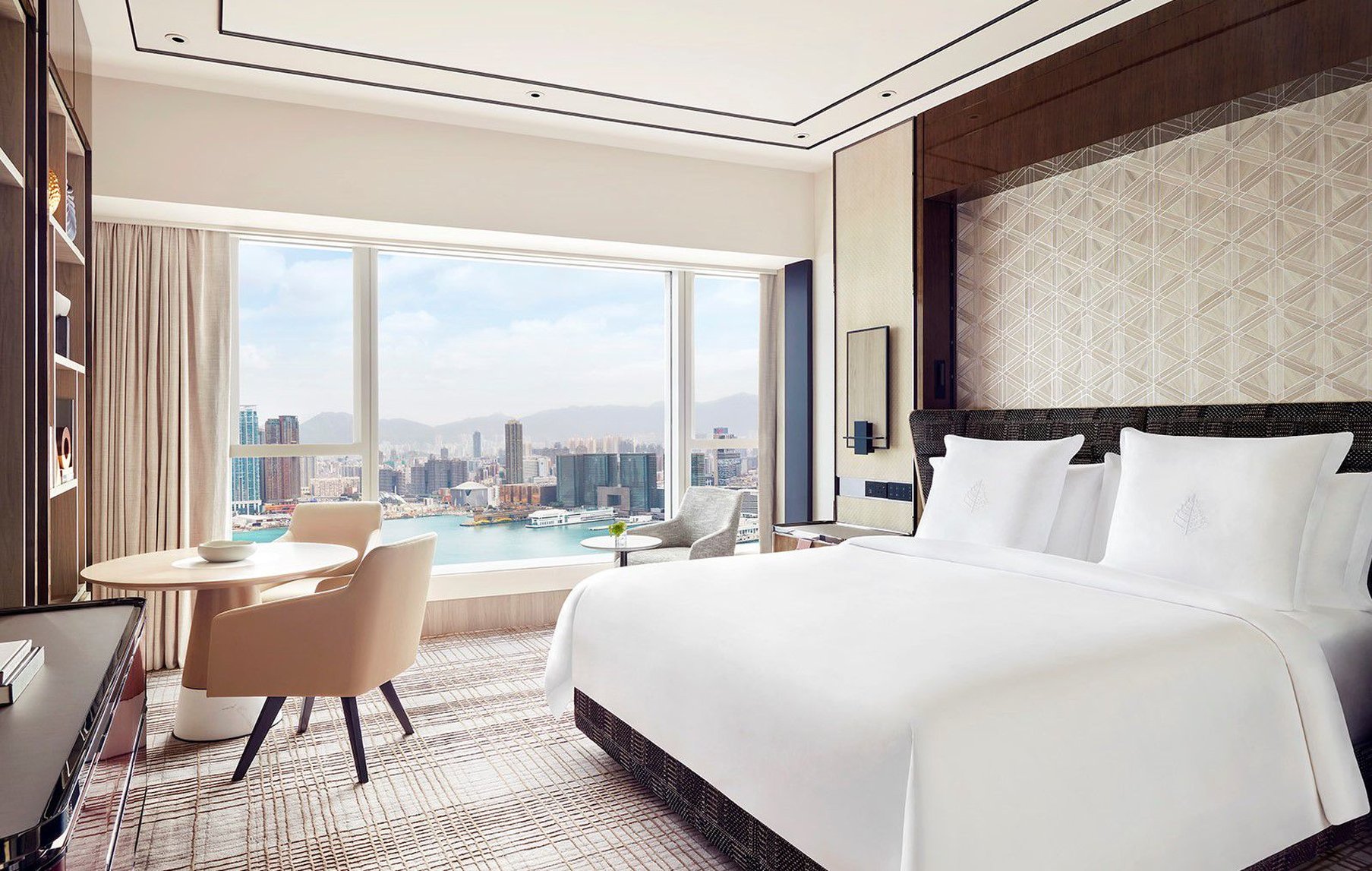 EXECUTIVE, KING BED, HARBOUR VIEW