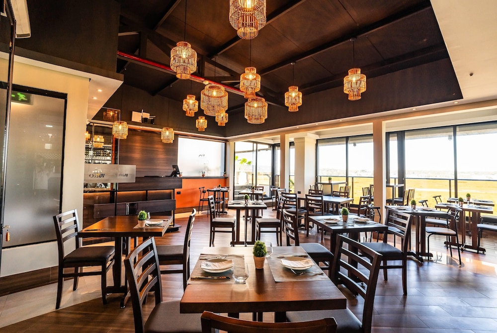Ramada Suites by Wyndham Asuncion Aeropuerto 45/60