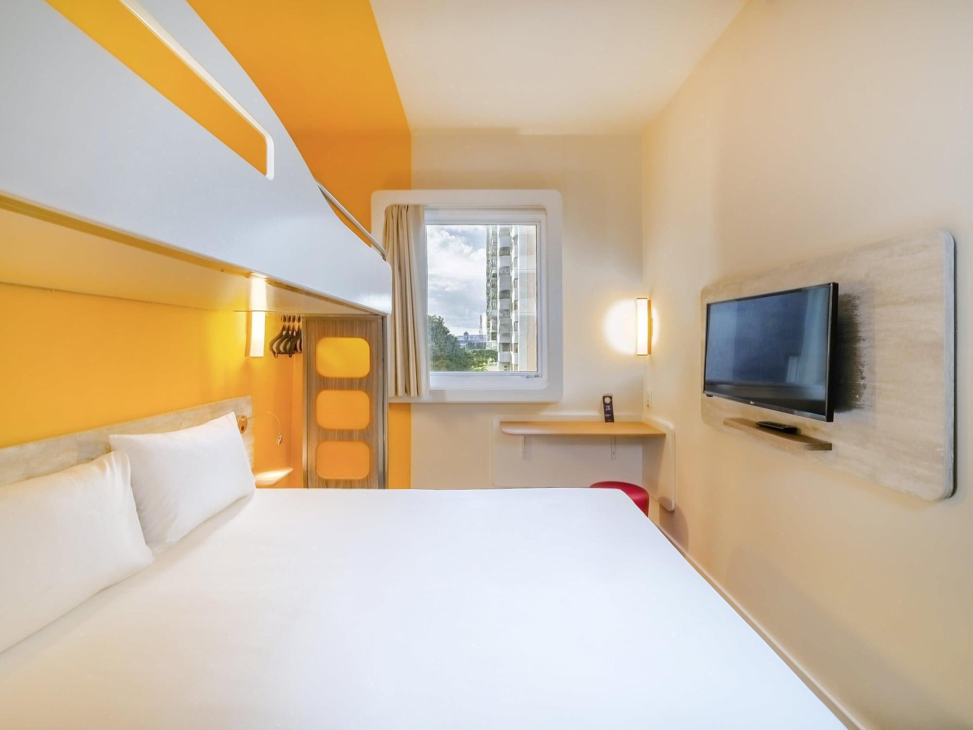 Standard, Multiple Beds