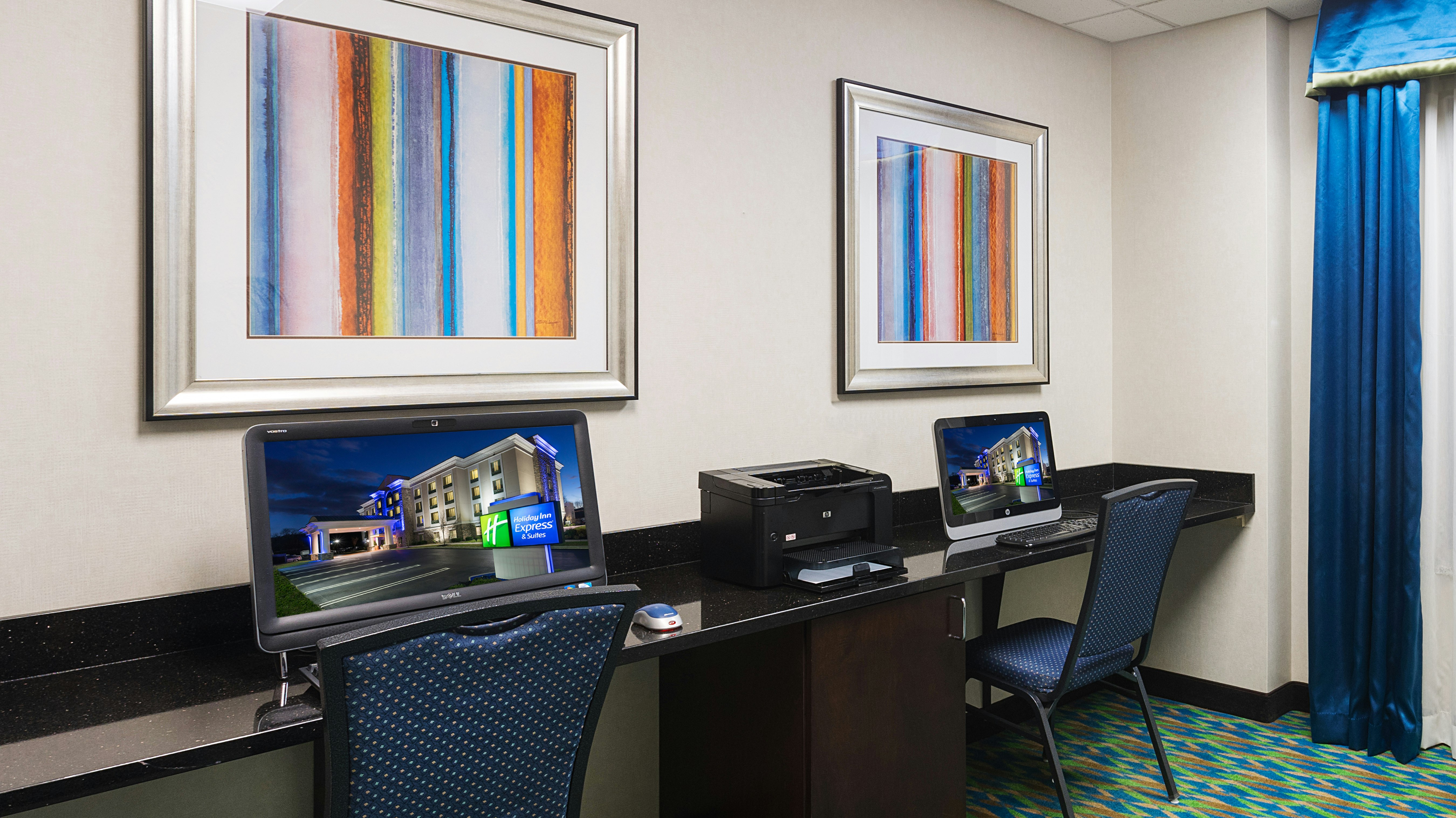 Holiday Inn Express Hotel & Suites Stroudsburg-Poconos 52/56
