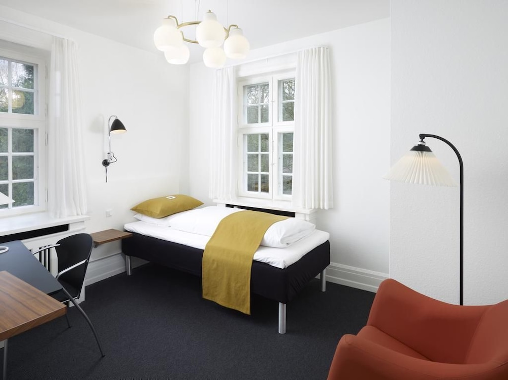 Sinatur Hotel Skarrildhus 23/27