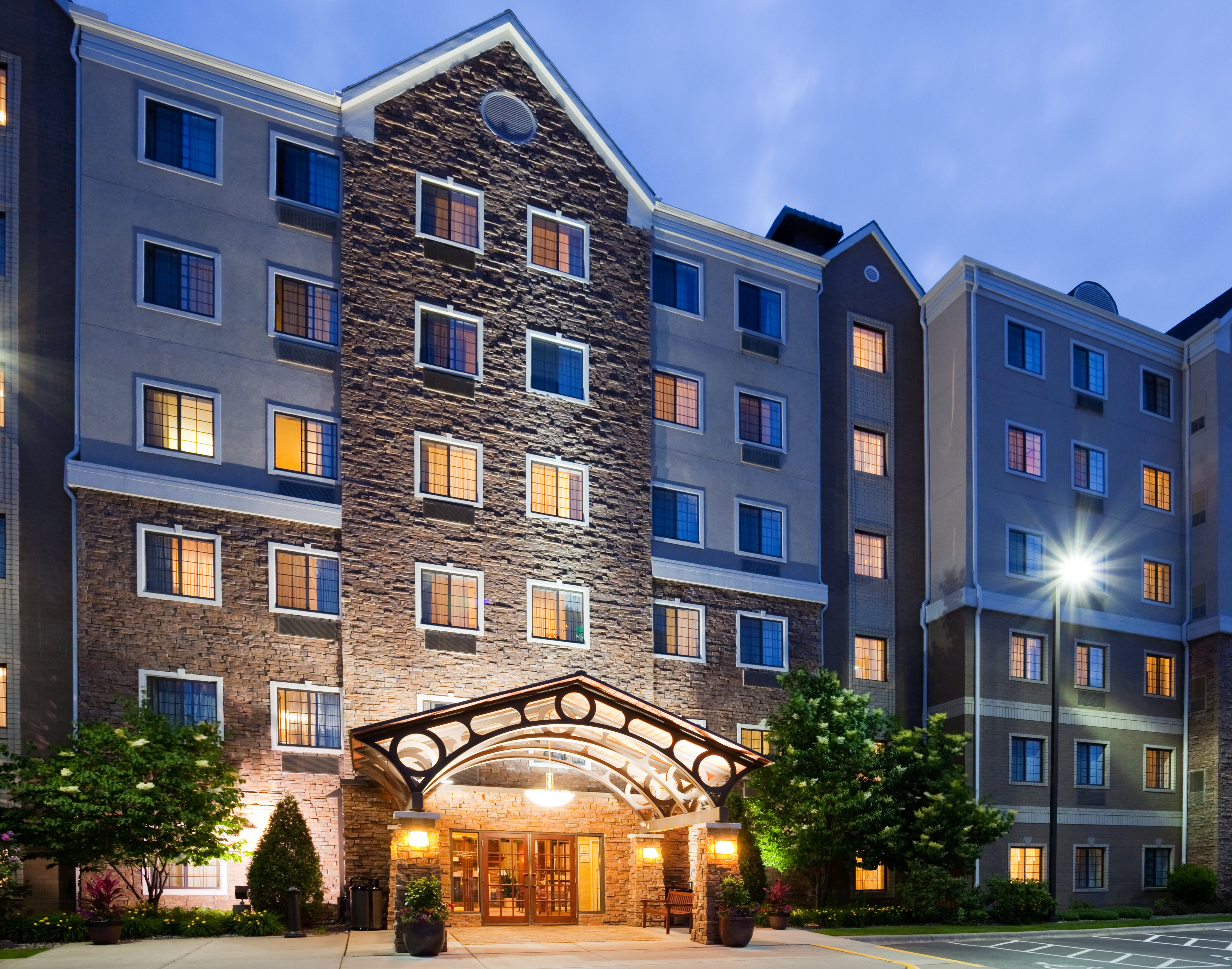 Staybridge Suites Minneapolis-Bloomington 11/79