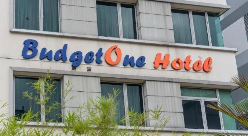 Budgetone Hotel 1/33