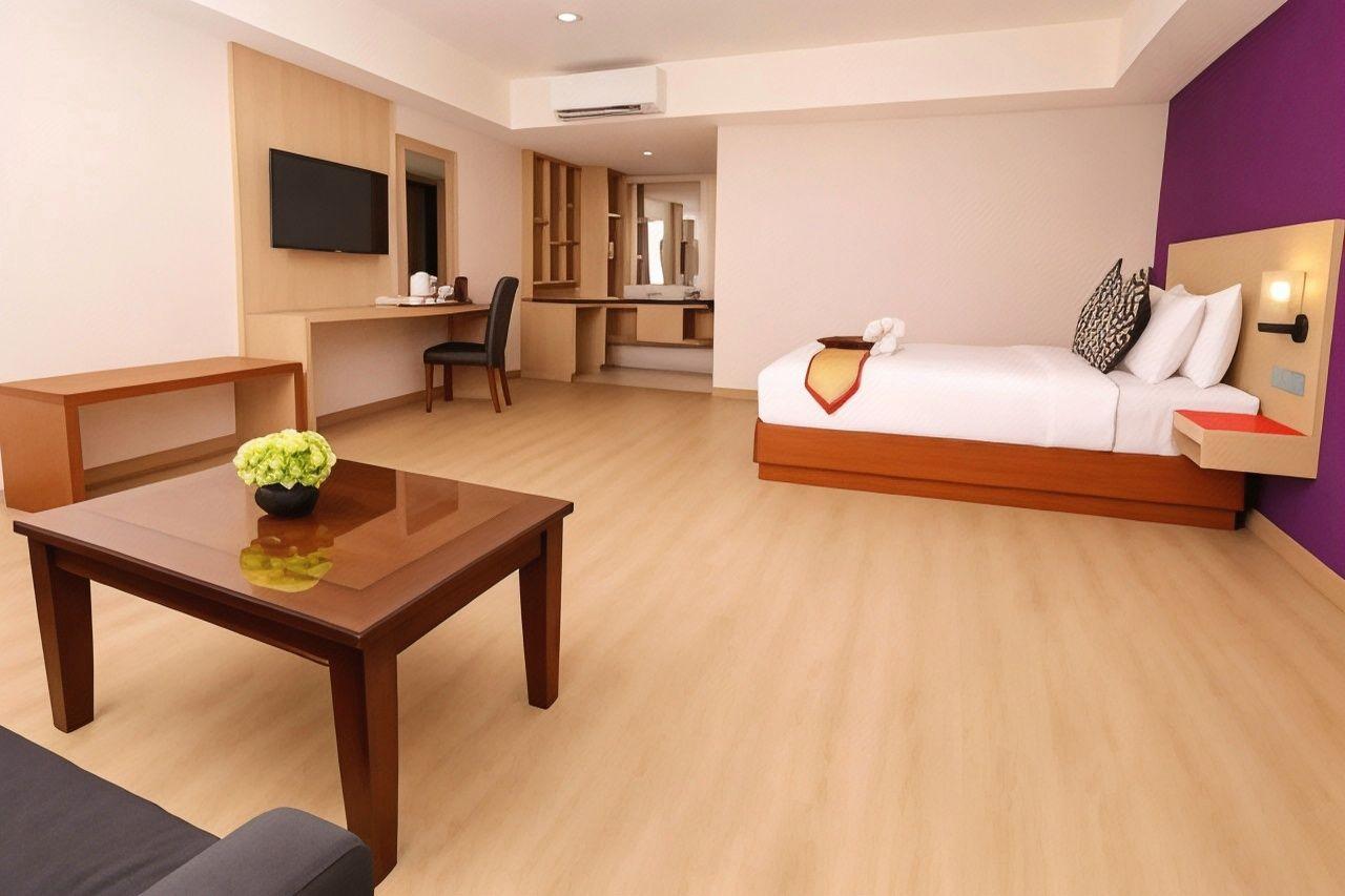 Borneo Hotel 23/37