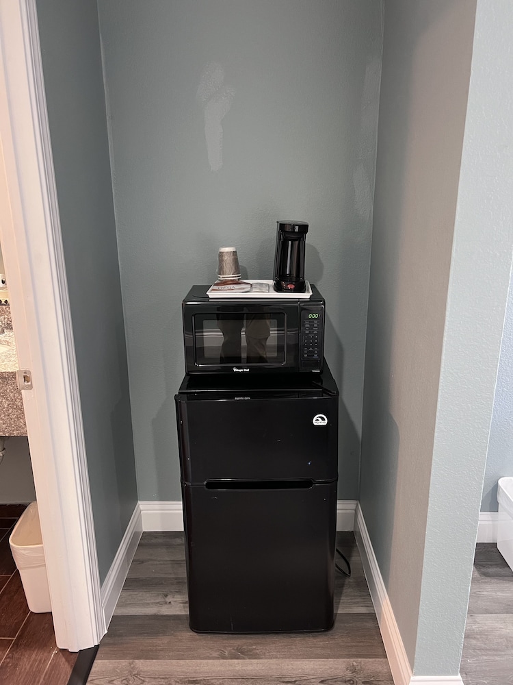 Surf City Inn And Suites 40/50