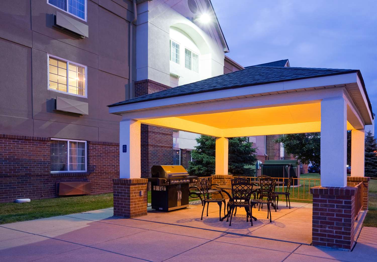 Sonesta Simply Suites Minneapolis Richfield 2/9