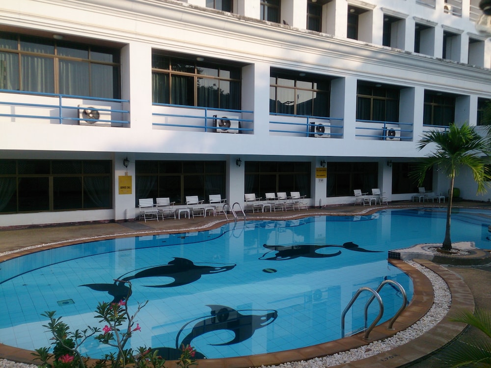 Camelot Hotel Pattaya 2/50