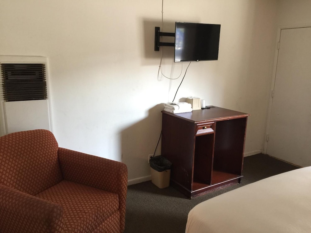 Holiday Lodge 38/57