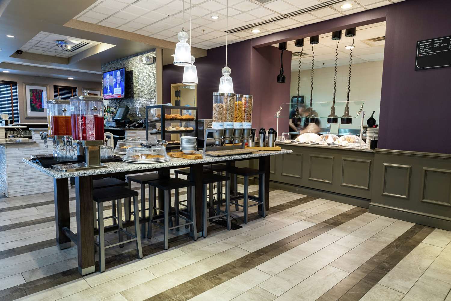 restaurant cafeteria