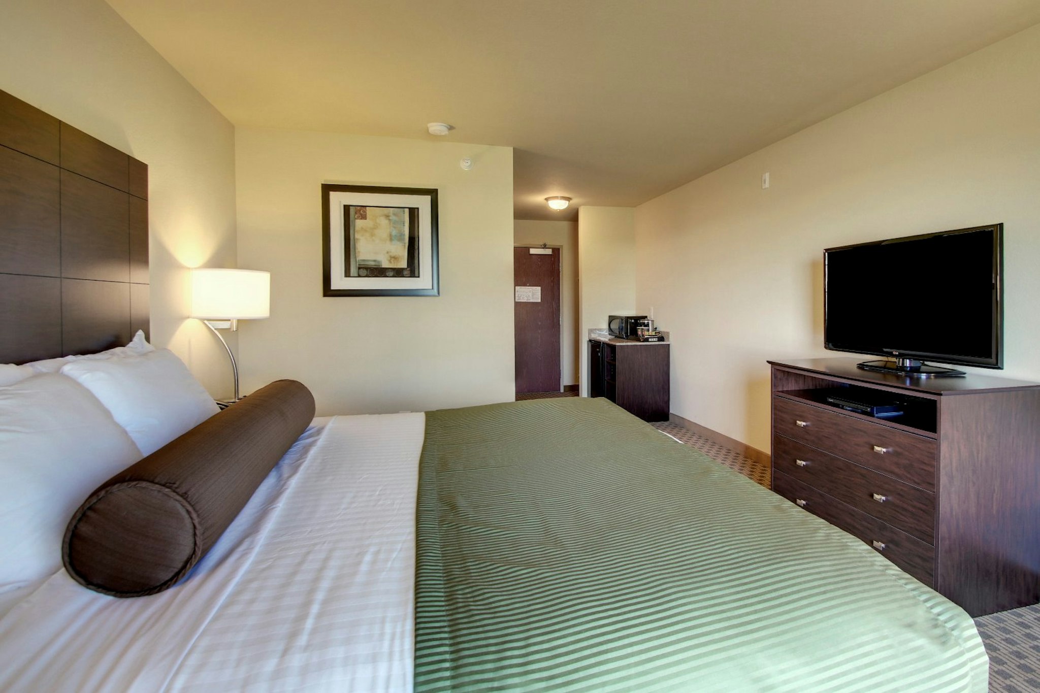 Cobblestone Inn & Suites -- Bloomfield, IA 14/30