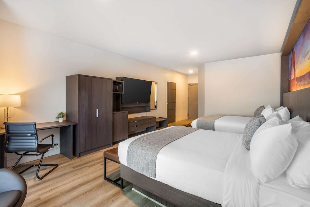 The Valor, Ascend Hotel Collection 33/55