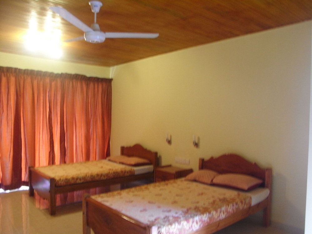 Deluxe, Suite, Double Bed, Mountain View